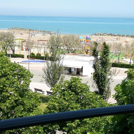 Hotel De La Plage Rimini Esterno foto