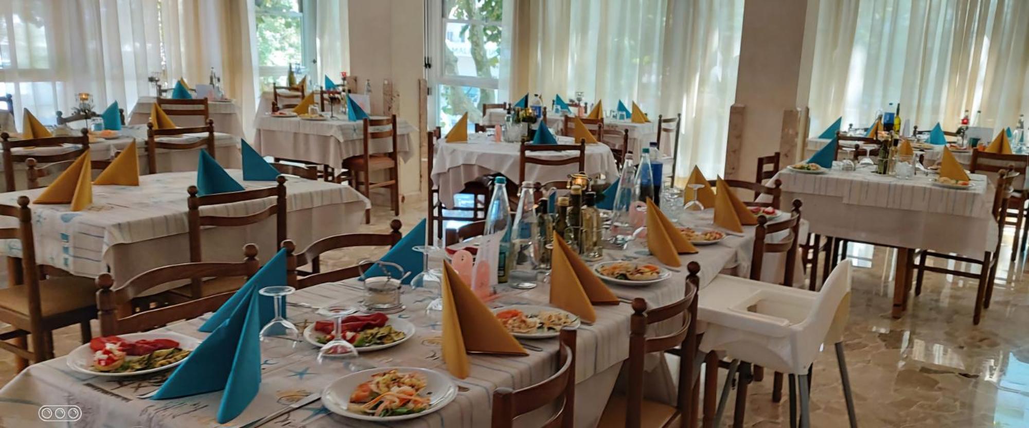 Hotel De La Plage Rimini Esterno foto