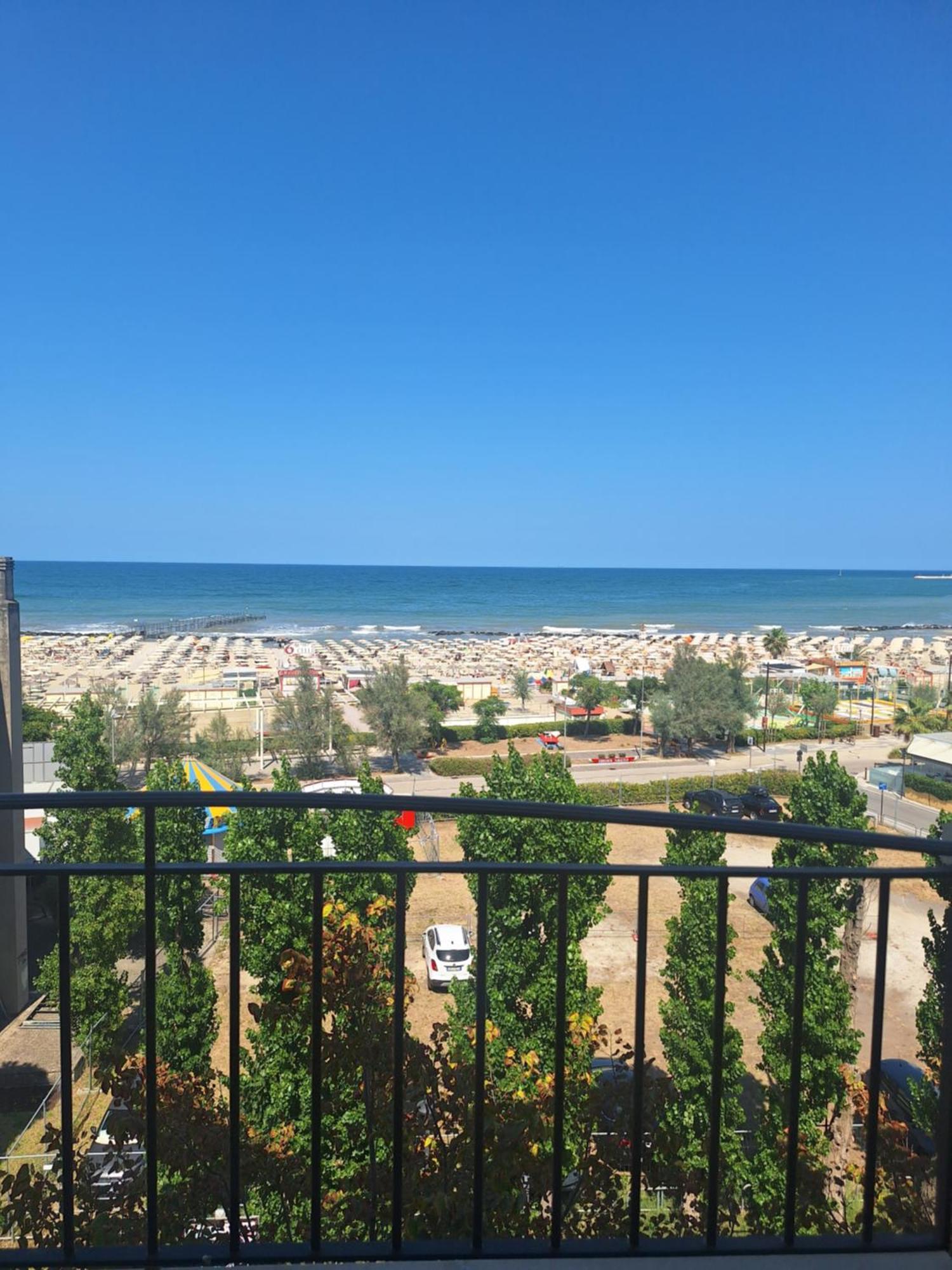 Hotel De La Plage Rimini Esterno foto